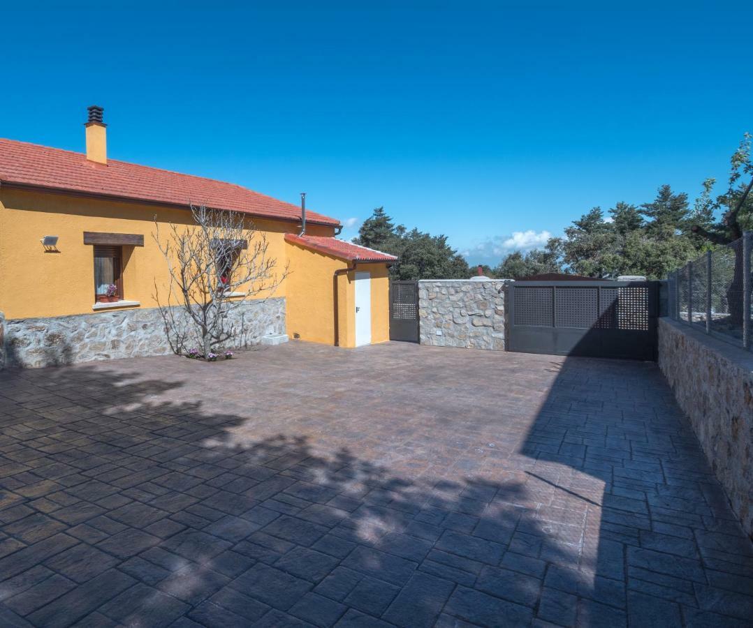 Casa Cantera Del Berrocal Ortigosa del Monte Exterior foto